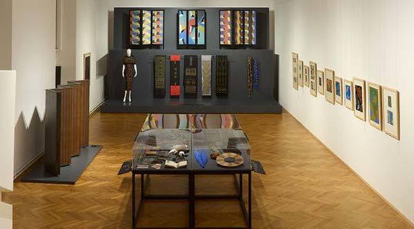 URSI FÜRTLER. Textil – Abstrakt, MAK Forum ©MAK/Christian Mendez 