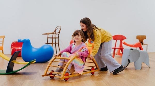 Stühle für Kinder (Foto: Patrick Lipke, © MK&G)