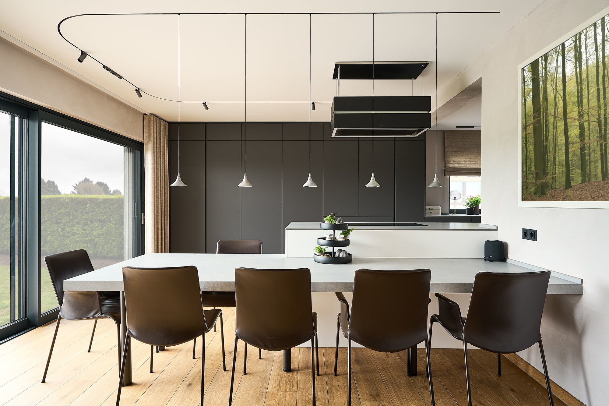 Villa Sauerland mit dem modularen Lichtsystem Turn Around von Carlotta de Bevilacqua für Artemide