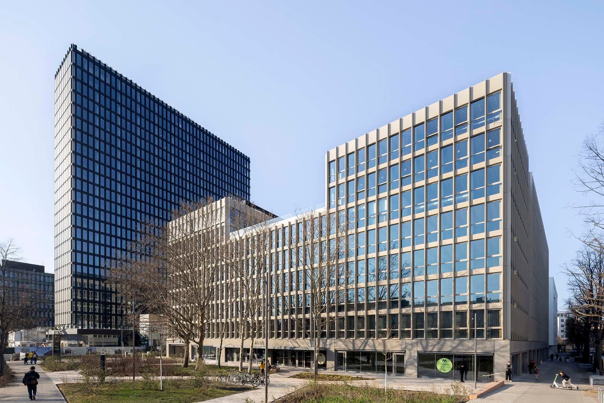 Die Kreuzberger Macherei, ein neues Quartiers rund um das ehemalige Westberliner Postscheckamt, dient als Zentrum der Berlin Design Week 2026.