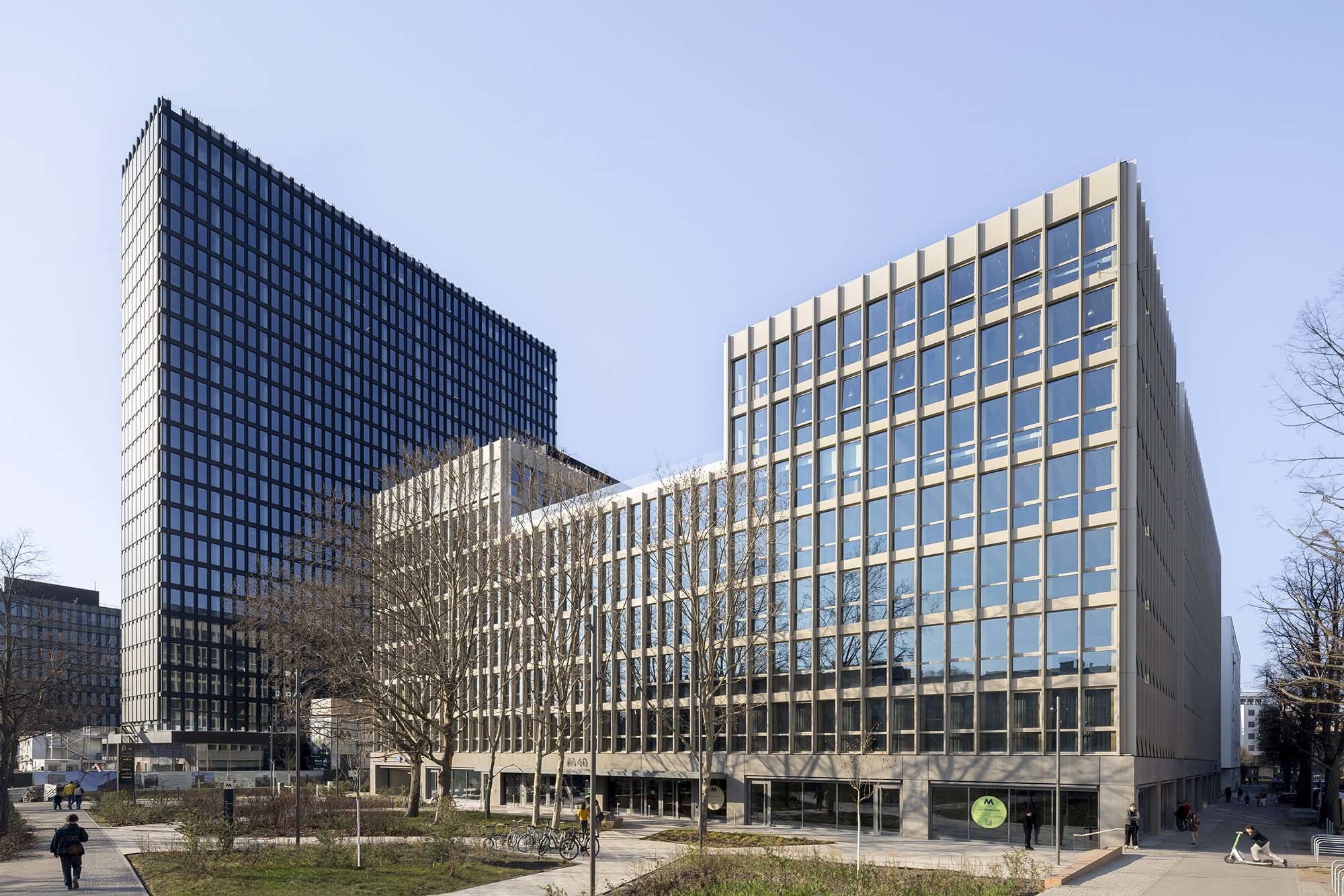 Der Holzhybridbau M40 ist Teil der Kreuzberger Macherei, eines neuen Quartiers rund um das ehemalige Westberliner Postscheckamt.
