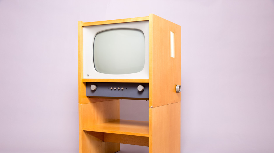 TV-Gerät „FS-G”, Hans Gugelot, 1955, Braun © MAKK / Foto: Jonas Schneider, Leon Hofacker