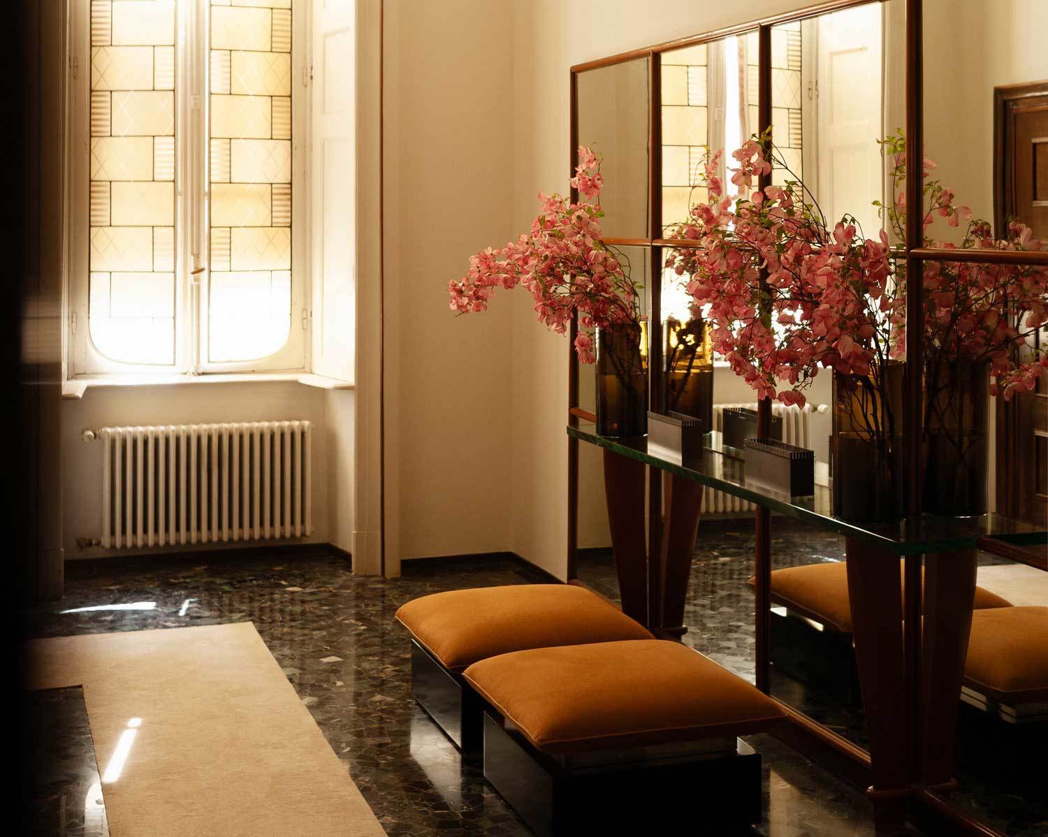 Die Ausstellung des italienischen Möbellabels Interni Venosta im einem Apartment von Osvaldo Borsani