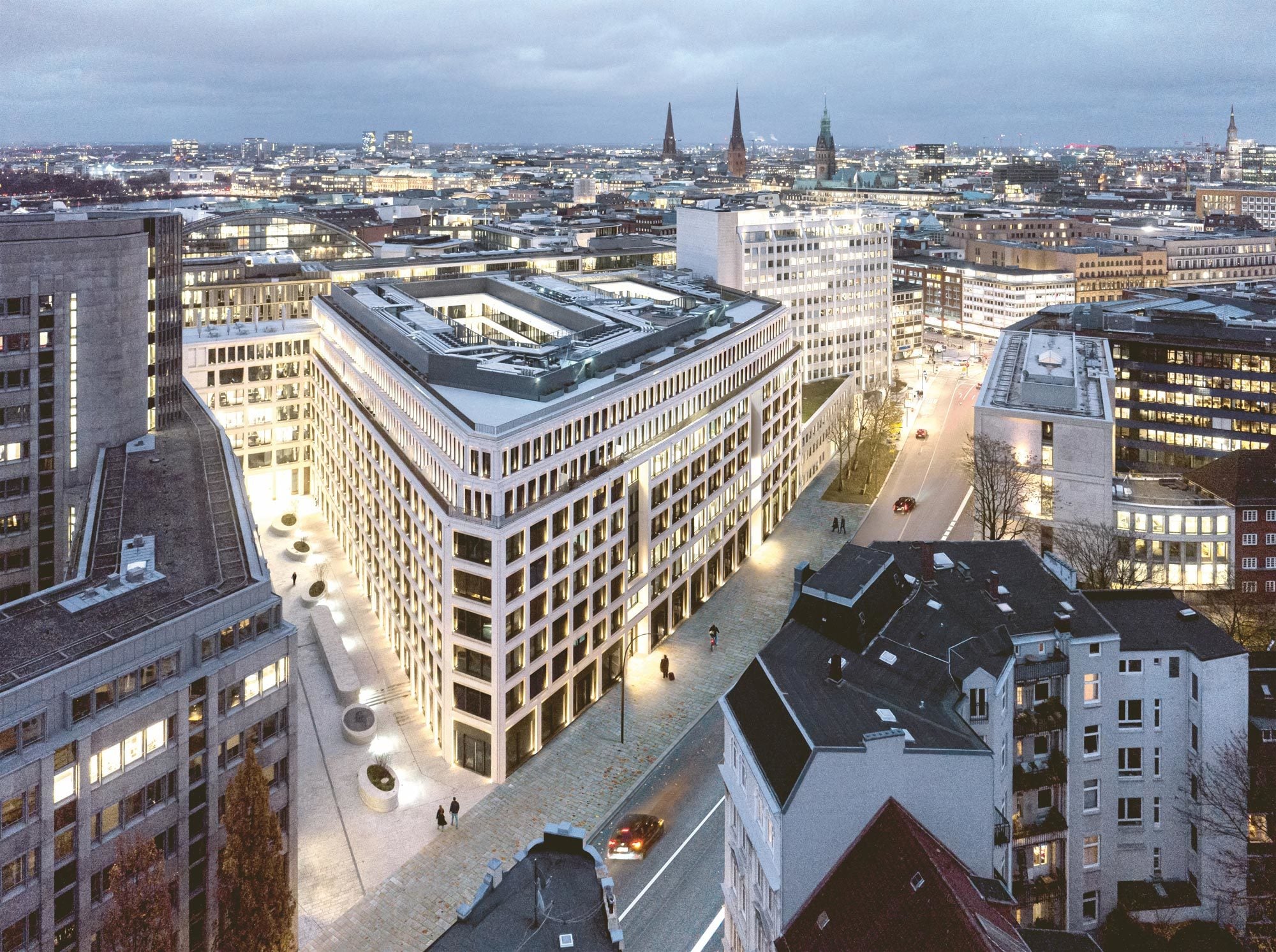 Der Neubau nimmt architektonische Stilelemente des Springer-Hochhauses auf.
