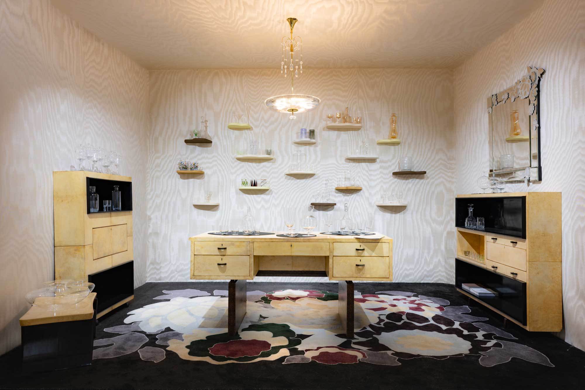 Den Stand für Lobmeyr gestaltete der italienische Regisseur und Interiordesigner Luca Guadagnino.