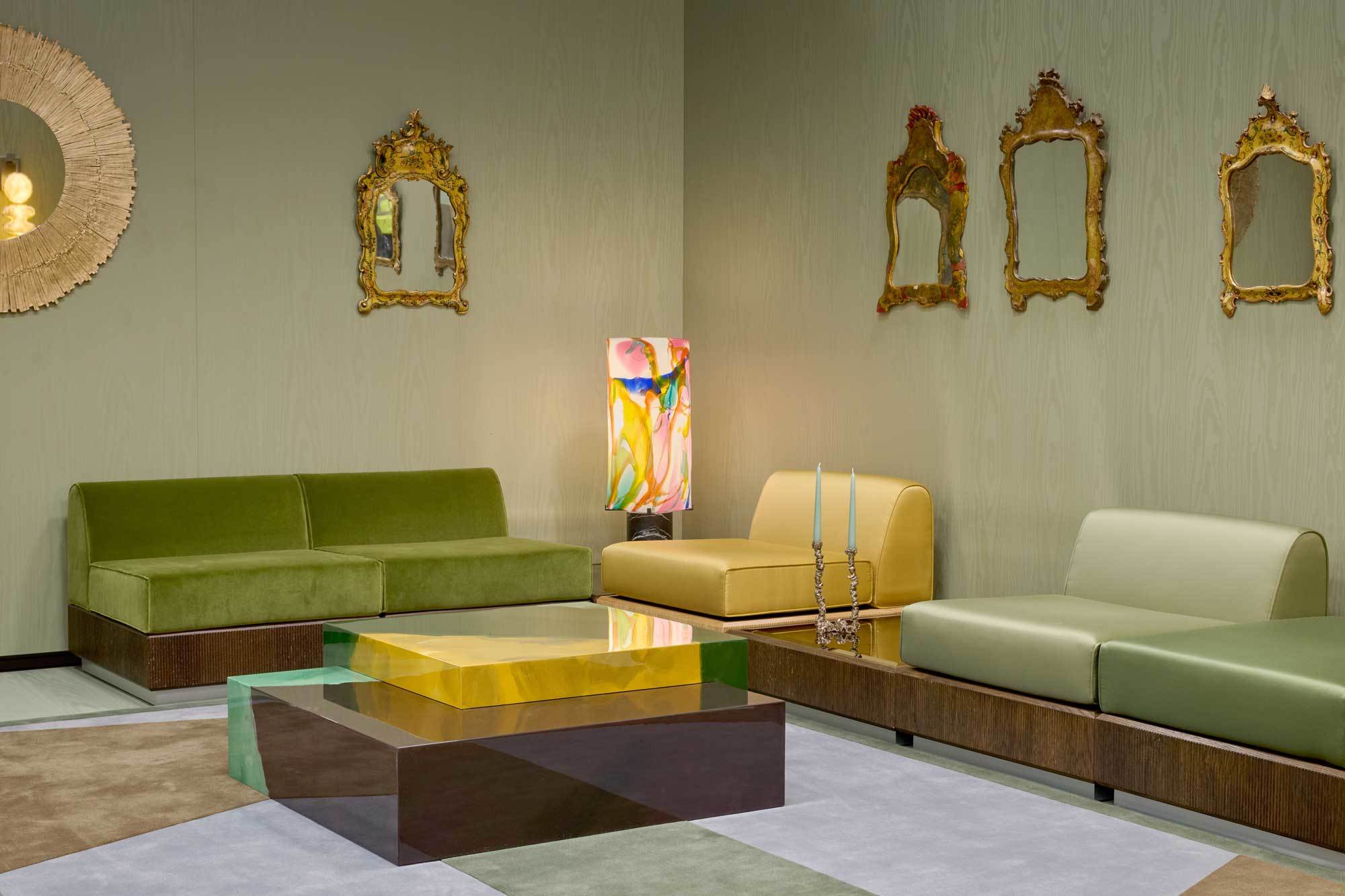 Messestand von der Mailänder Galerie Nilufar