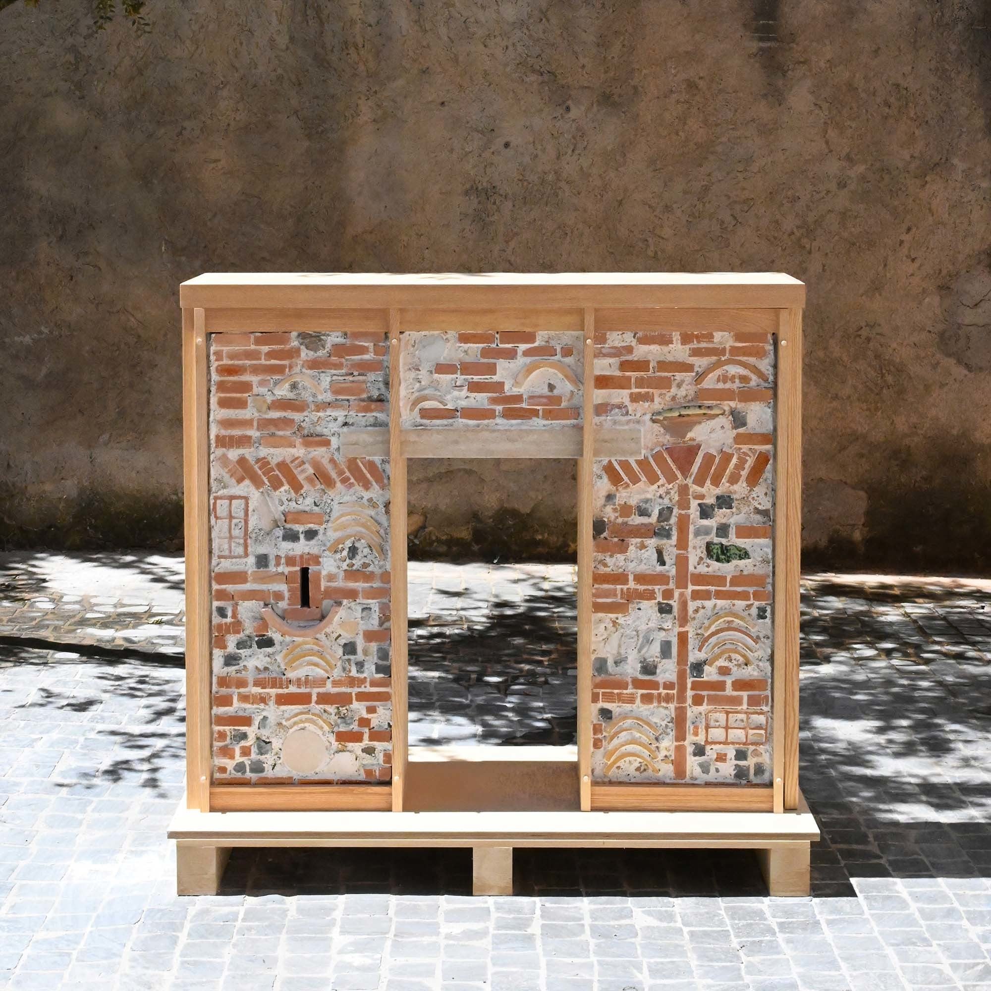 Prototyp einer Spolienfassade, ausgestellt in der Villa Medici