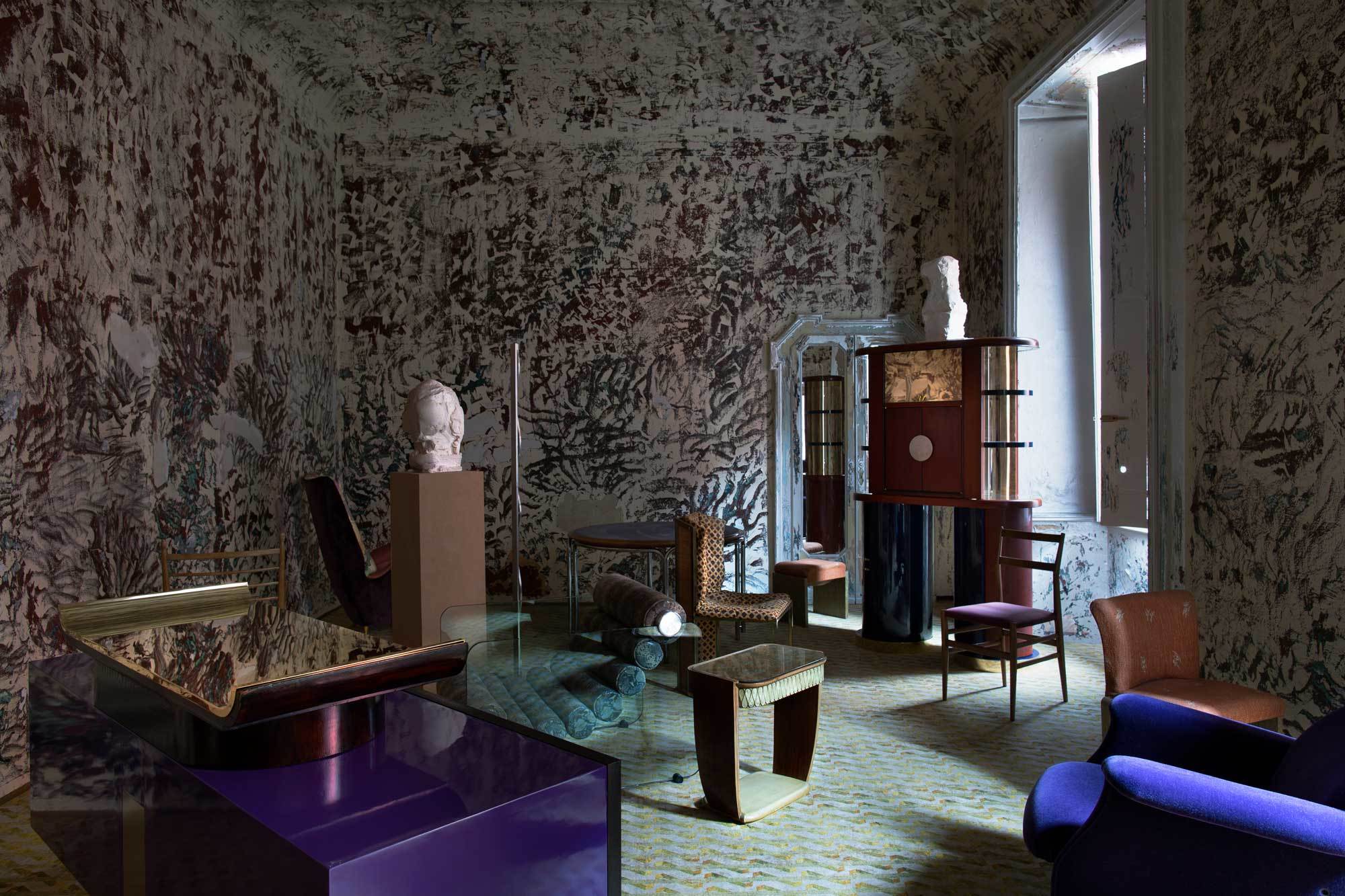Eklektizismus: Ausstellung von Dimorestudio während des Salone del Mobile 2023 
