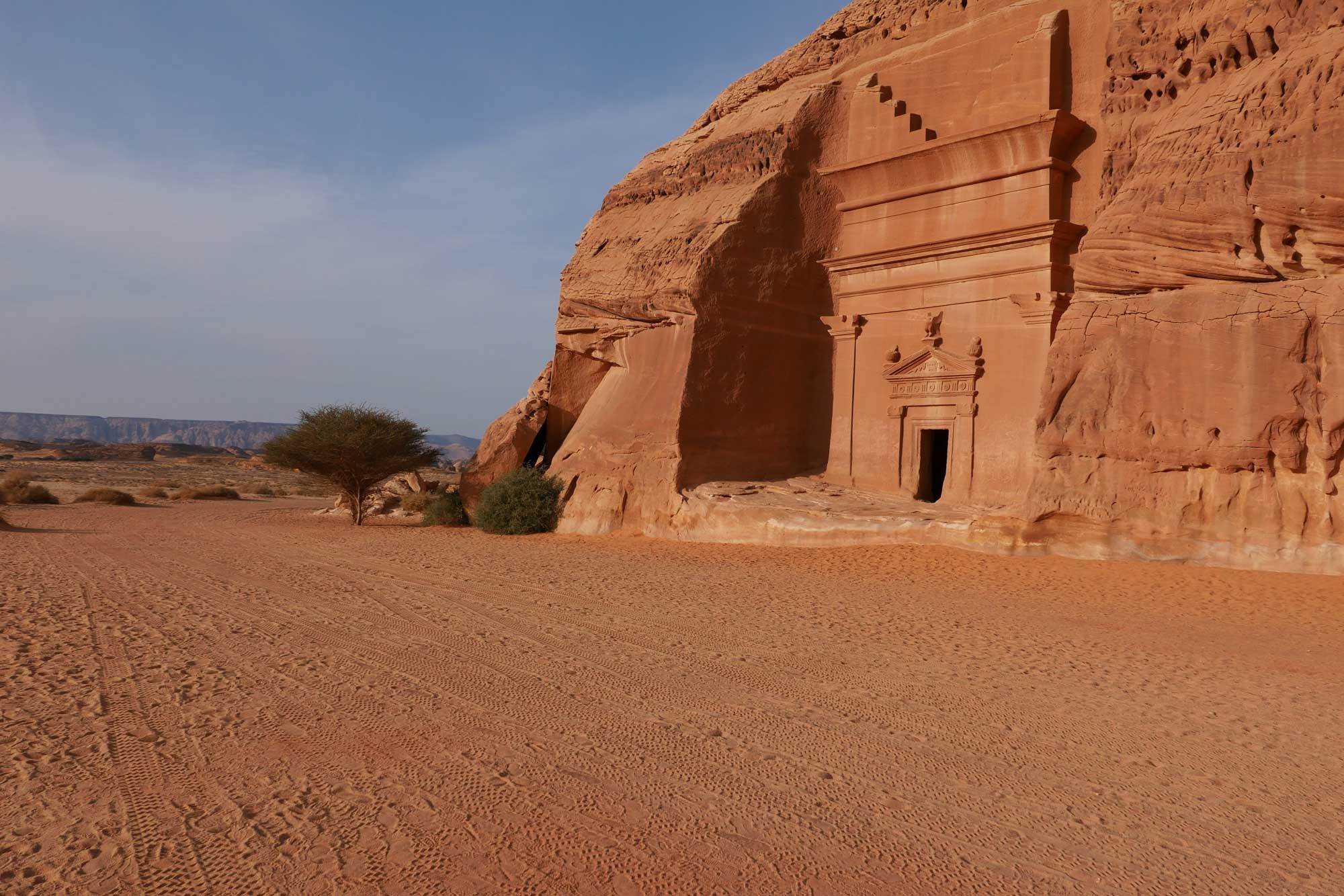 VON OASEN UND WÜSTENUNESCO-Welterbe: die archäologische Ausgrabungsstätte Hegra, gegründet von den Nabatäern