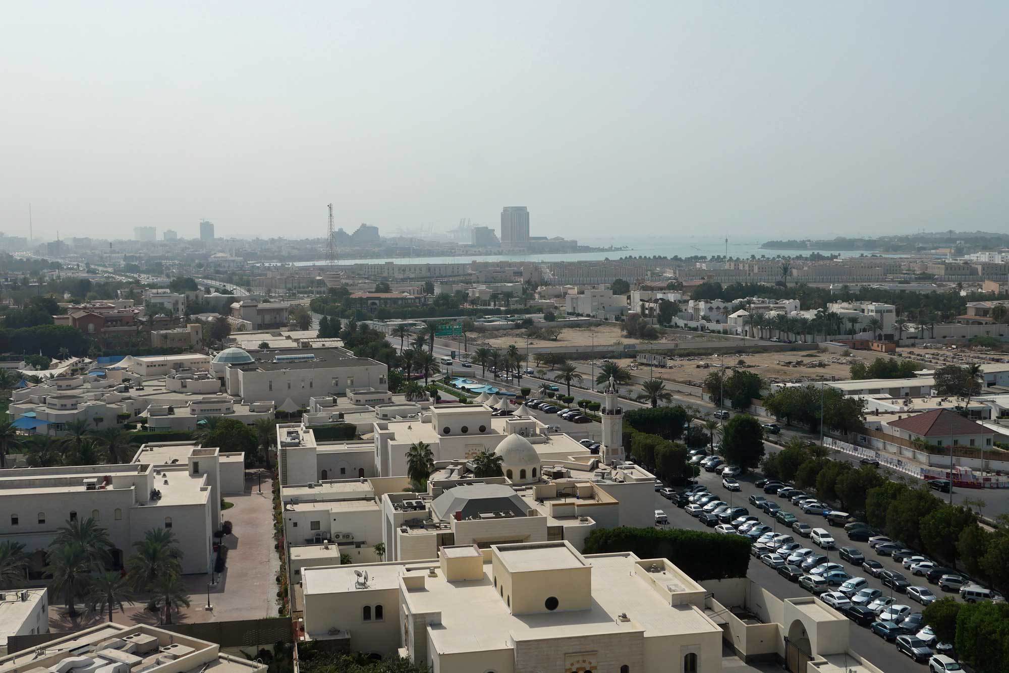 IM STUDIO VON SAL ARCHITECTSBlick zum Roten Meer vom Entree aus