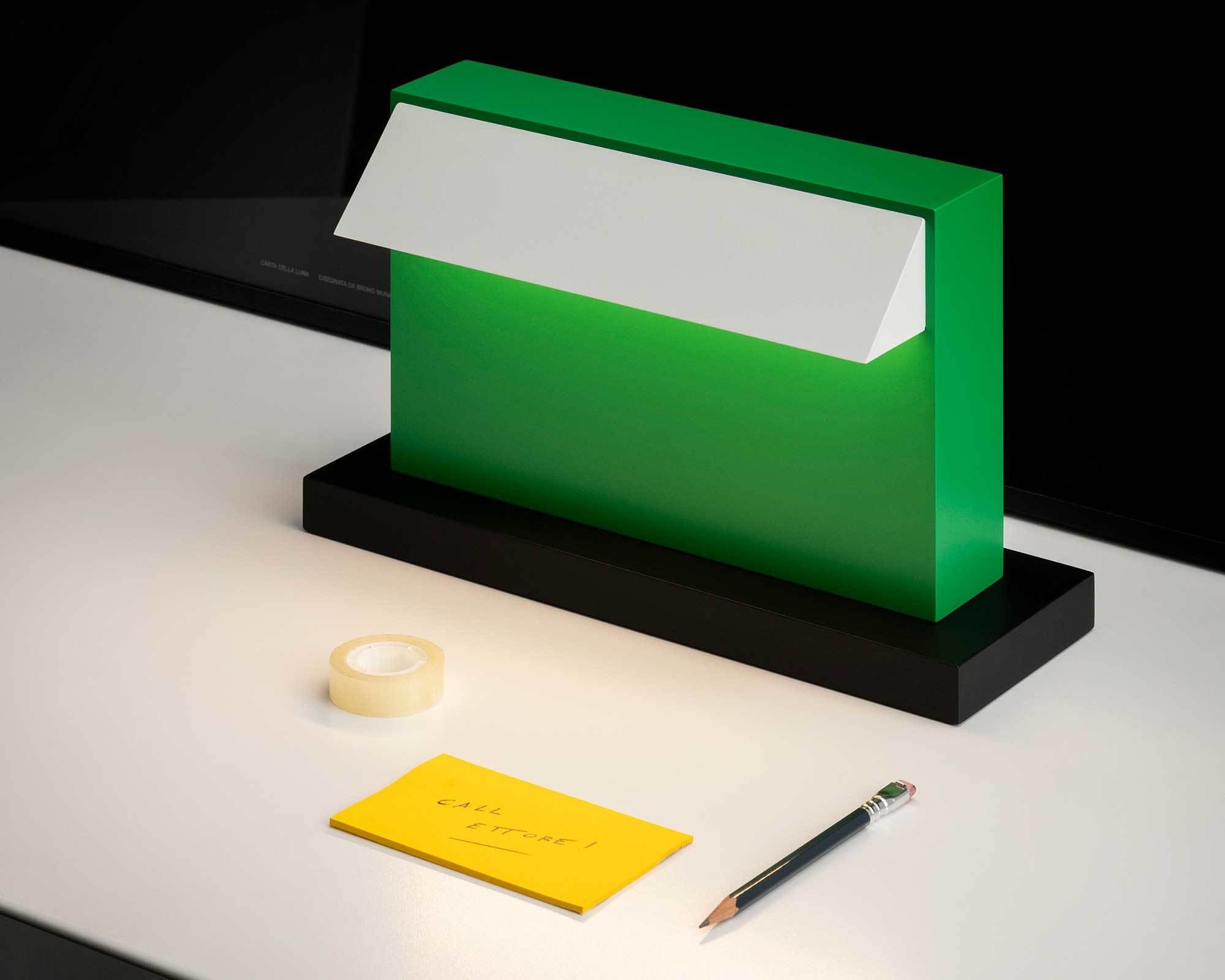 Relaunch aus den Achtzigern: Hera von Ettore Sottsass für Artemide