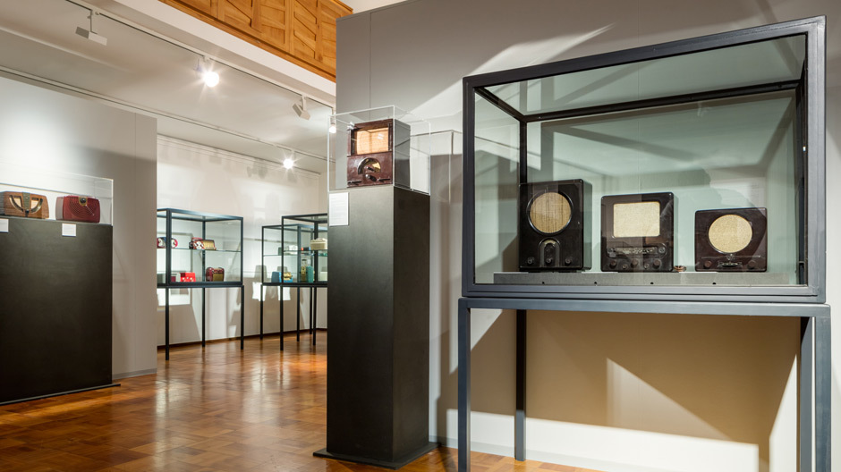 Ausstellungsansichten Radio Zeit, Foto: Constantin Meyer, Köln