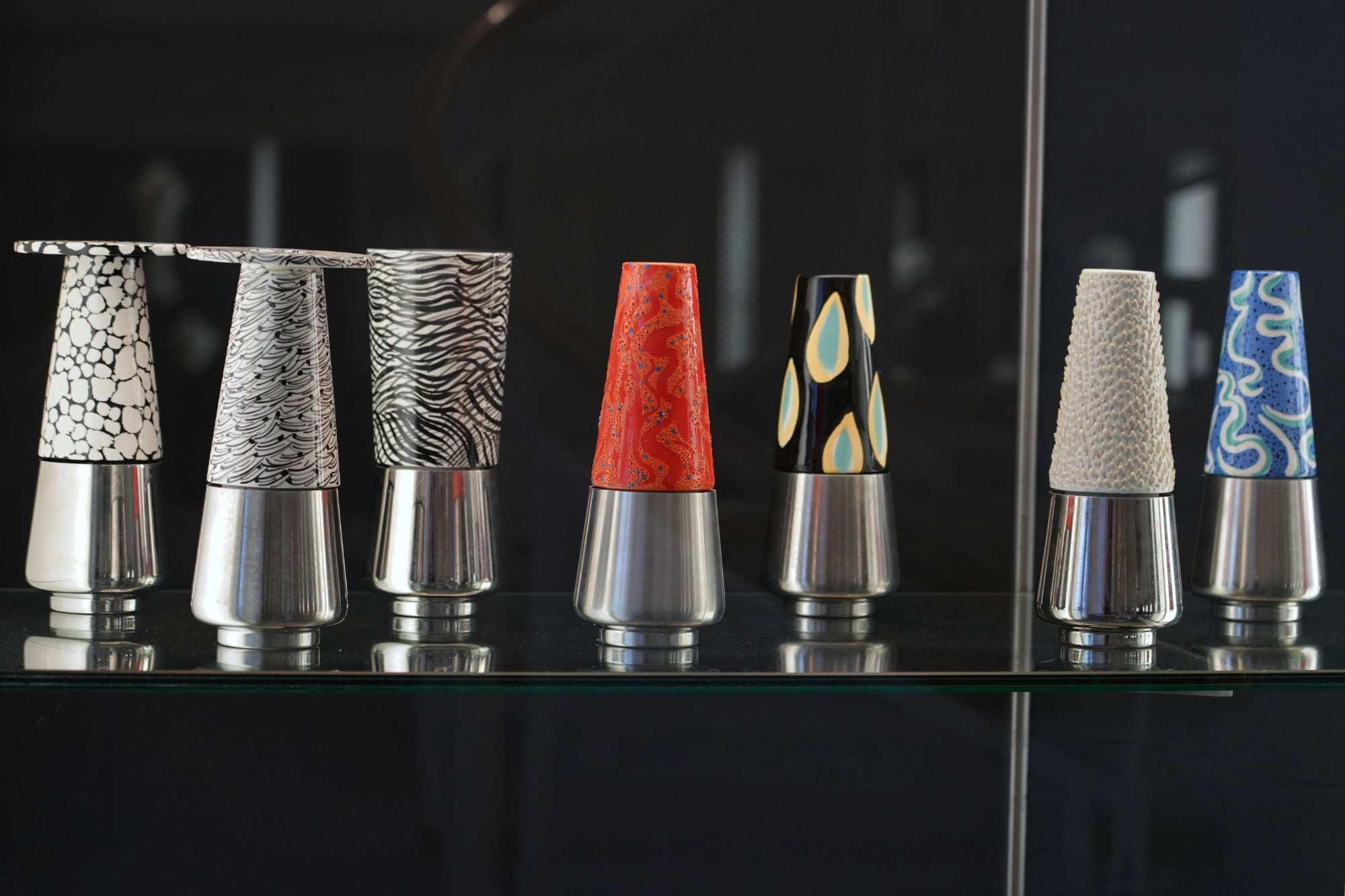 Vasen aus Keramik und Stahl für Alessi