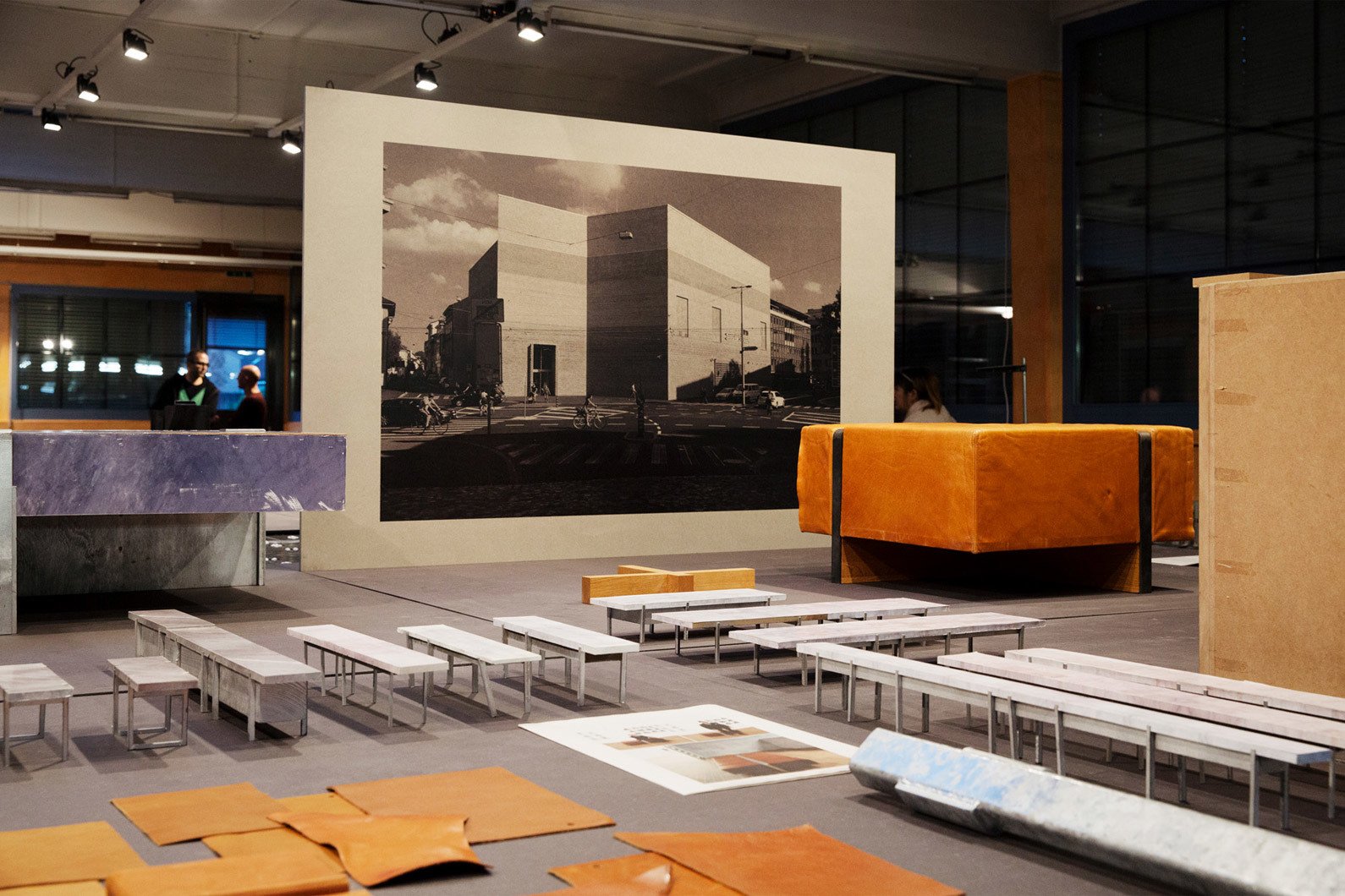 INCHfurniture inszenierte die Entstehung seiner Museumsmöbel mit Puppenhausgroßen Modellen, Foto: Anne Morgenstern / Daniel Sutter © Designers' Saturday 2016