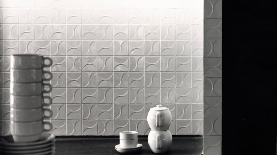 Nicht nur in der Küche schön: Wiederaufgelegte Fliesenkollektion aus den Sechzigern von Mosa Tiles.<br> Nicht nur in der Küche schön: Wiederaufgelegte Fliesenkollektion aus den Sechzigern von Mosa Tiles.