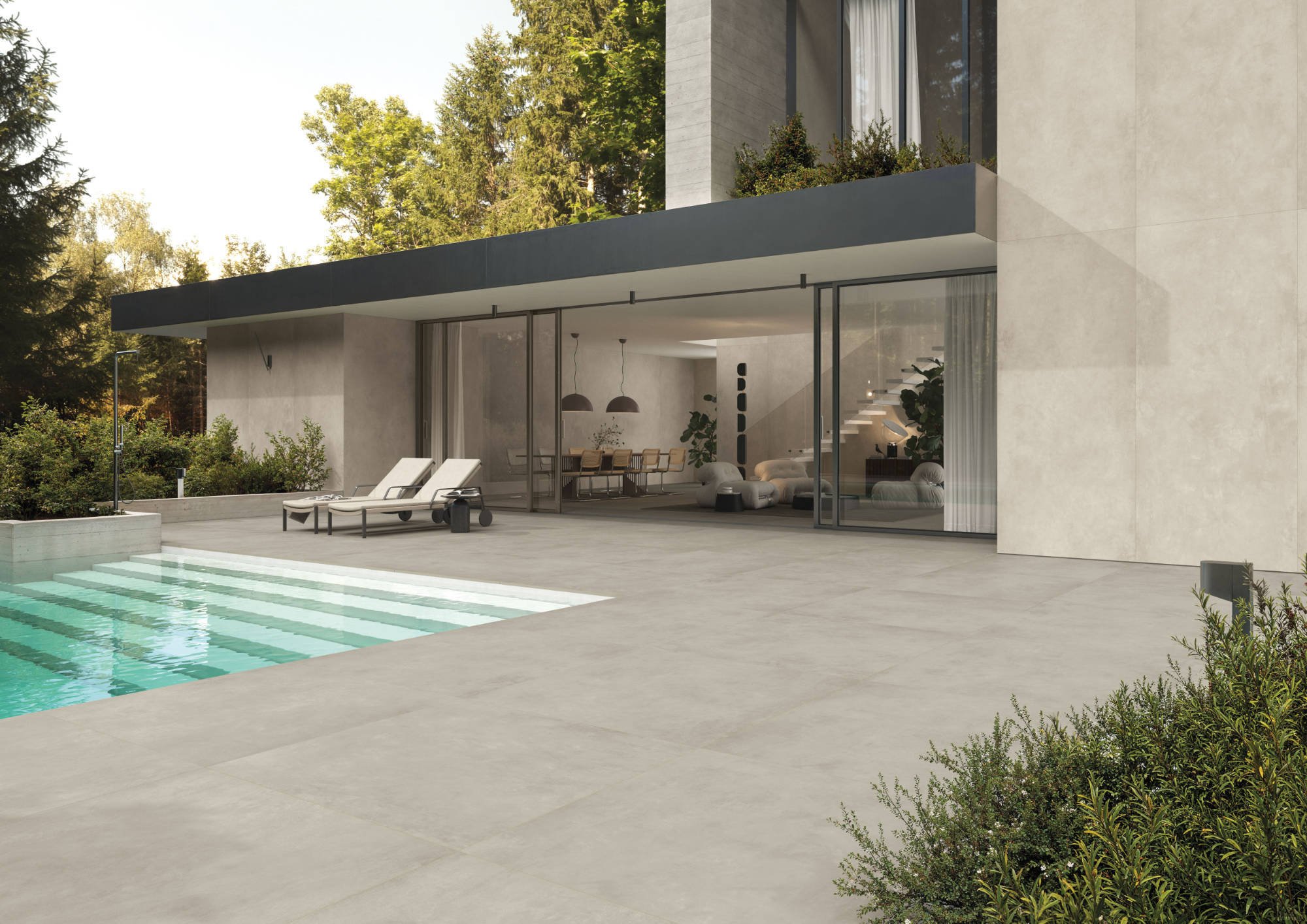 Die rutschhemmende Oberfläche der Serie eignet sich ideal für Terrassen und Poolumgebungen.
Verkleidung: Clay 120x278, Fußboden: Concrete 120x120 R11