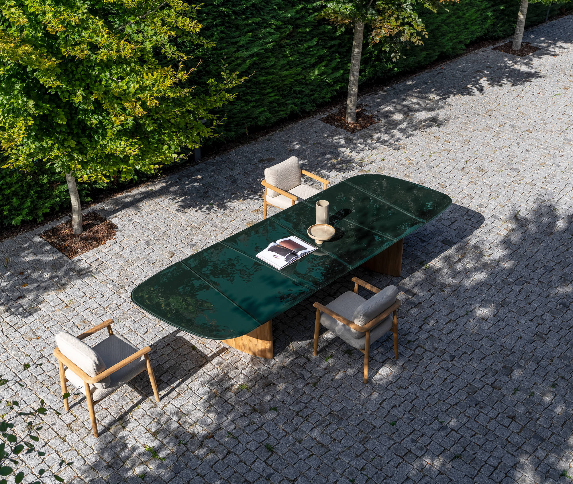 Regaliz Tisch – Royal Botania