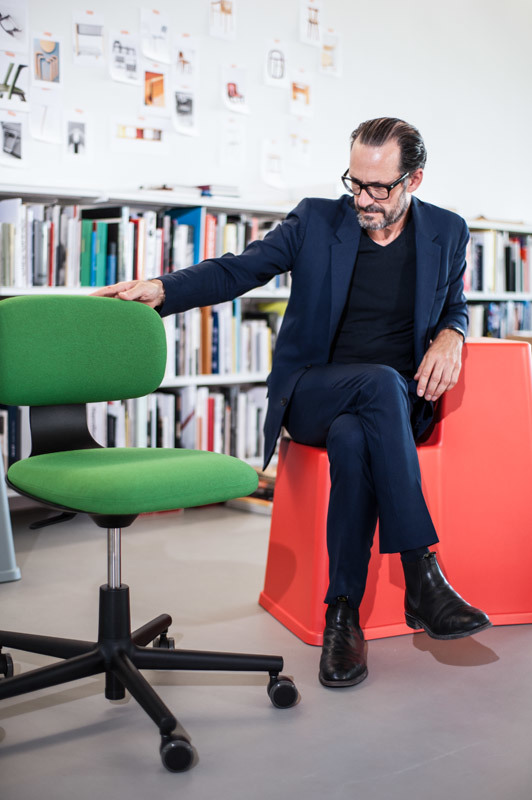 Konstantin Grcic Es Gibt Platz Fur Uns Alle Menschen Baunetz Interior Design