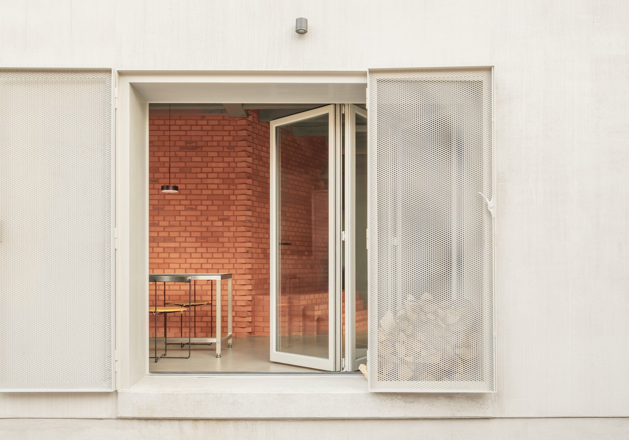 Umbau eines Wochenendhauses in der Uckermark von Klöpfel Zeimer Architekten