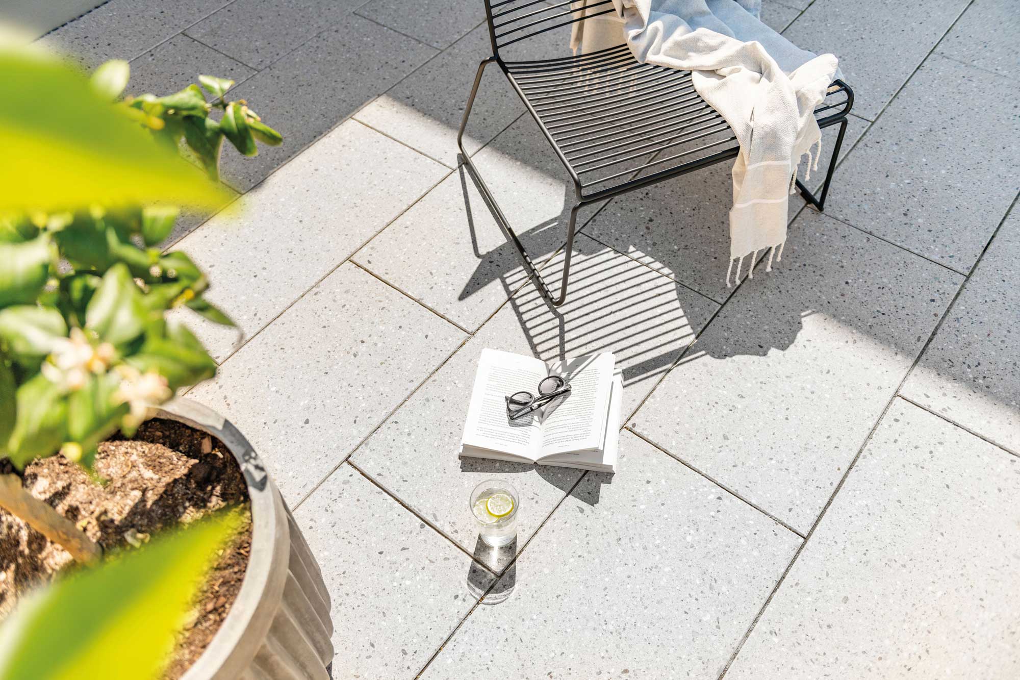 Betonsteine und -platten von Godelmann für Haus und Garten