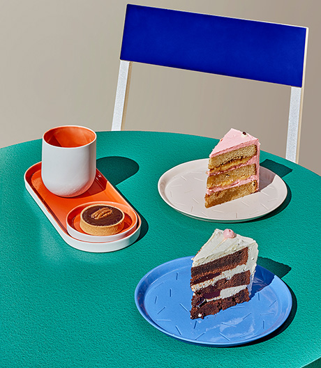 Kunst und Kuchen: Diese Tableware-Kollektion von De Intuïtiefabriek ist einer Ausstellung entsprungen.