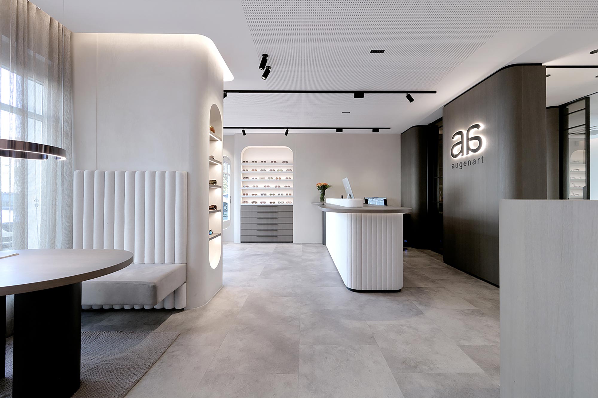 Strapazierfähiger Designboden mit Steindekor von Project Floors