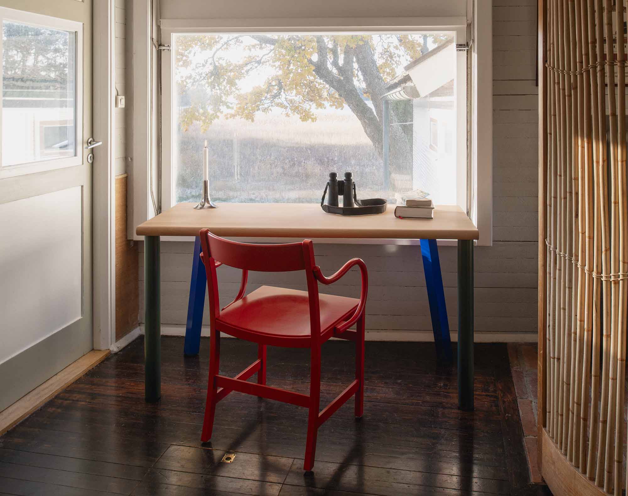 Massivholztisch für das Homeoffice von Massproductions