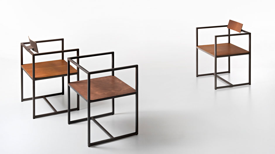 Machen Sie es sich bequem! Ein aus Stahl und Kupfer gefertigtes Möbelprogramm für den Außenbereich
 