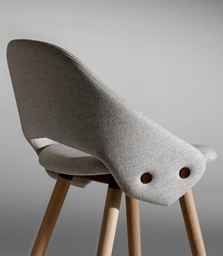 An der Schnittstelle von Design und Mode: Ein Stuhl der schwedischen Designerin Louise Hederström