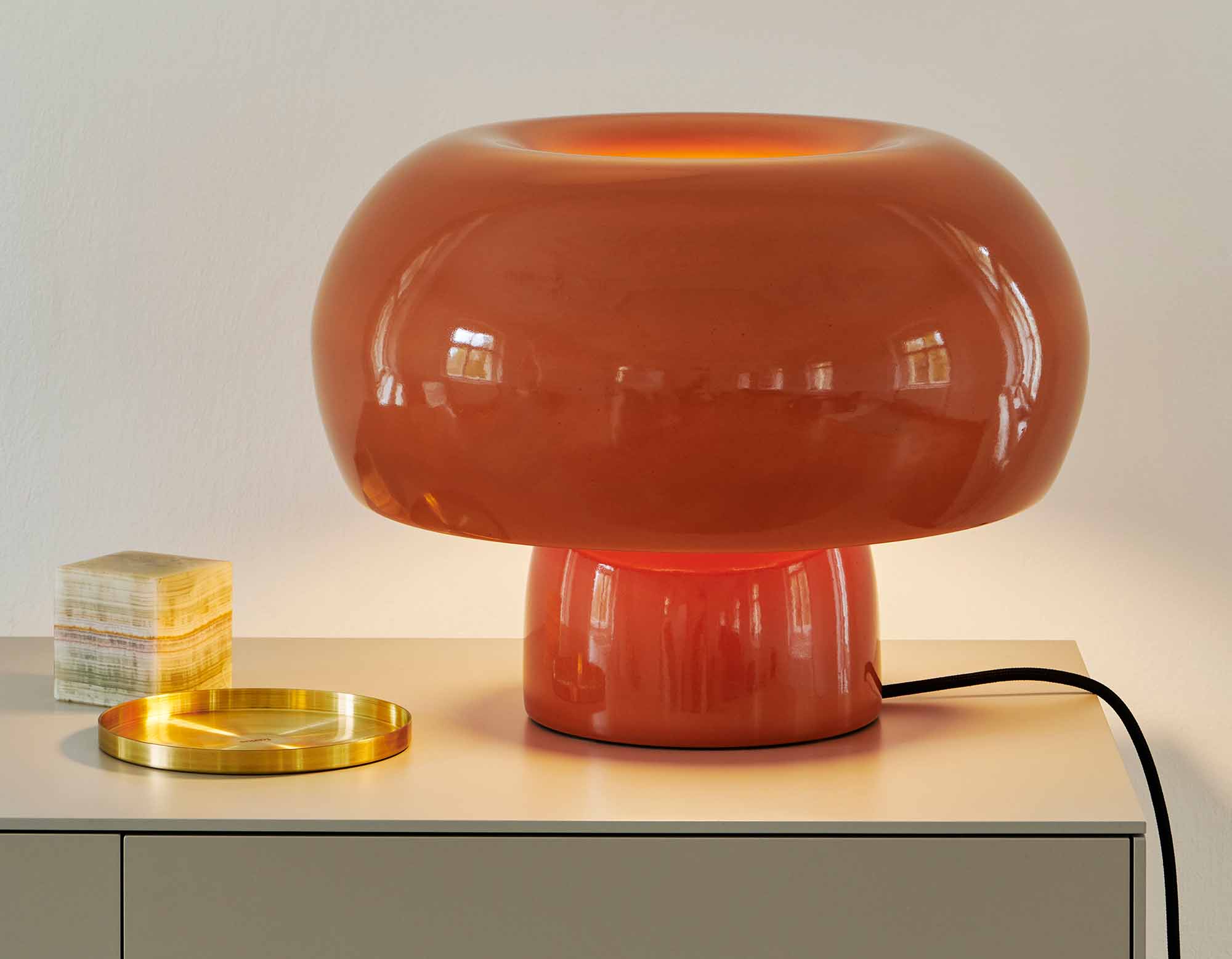 Glanzvolle Keramikleuchte von Favius