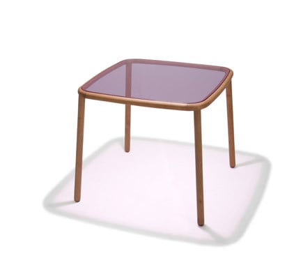 Eine Tischkollektion, die an die späten 1970er erinnert