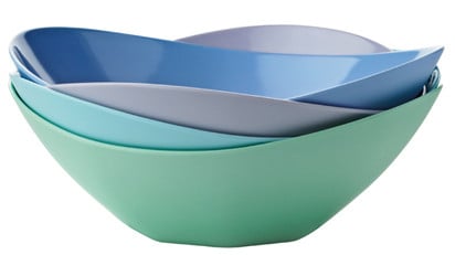 Farbenfrohe Stapelware: Dieses Schalenset entwarf der japanische Designer Hiromichi Konno für Stelton