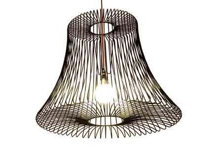 Als erstes Modell der neuen 2009er-Kollektion präsentiert der englische Hersteller Deadgood die Leuchtenserie „Wire Lighting“