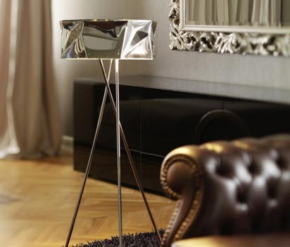 Die gläserne LED-Leuchte mit 3D-Effekt stammt aus der neuen Wohnraumleuchten-Kollektion von XAL