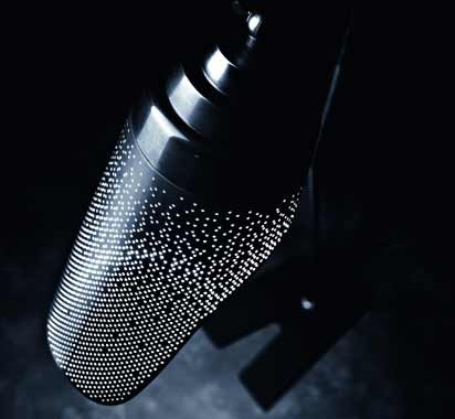 Die Leuchte mit dem perforiertem „Schnabel“ 