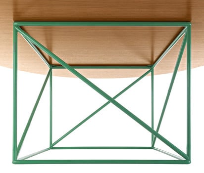 Rational und organisch: ein Konferenz- und ein Schreibtisch von Le Corbusier für Cassina