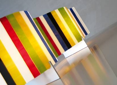 Arturo Álvarez gestaltete die auf 500 Stück imitierte Edition als Hommage an die Pop Art