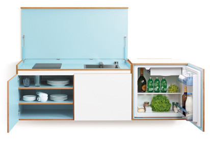 Das Küchenmodul Minikitchen wird nach dem Gebrauch einfach zugeklappt und verwandelt sich in ein schwebendes Sideoboard