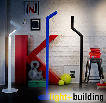 Ein Blickfang, der leuchtet: Die neue Standleuchte von Philips