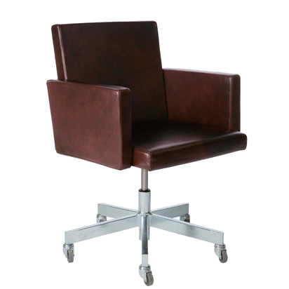 Maximal minimal: Der Bürostuhl von Atelier van Lieshout besticht durch klare Linien und reduzierte Form