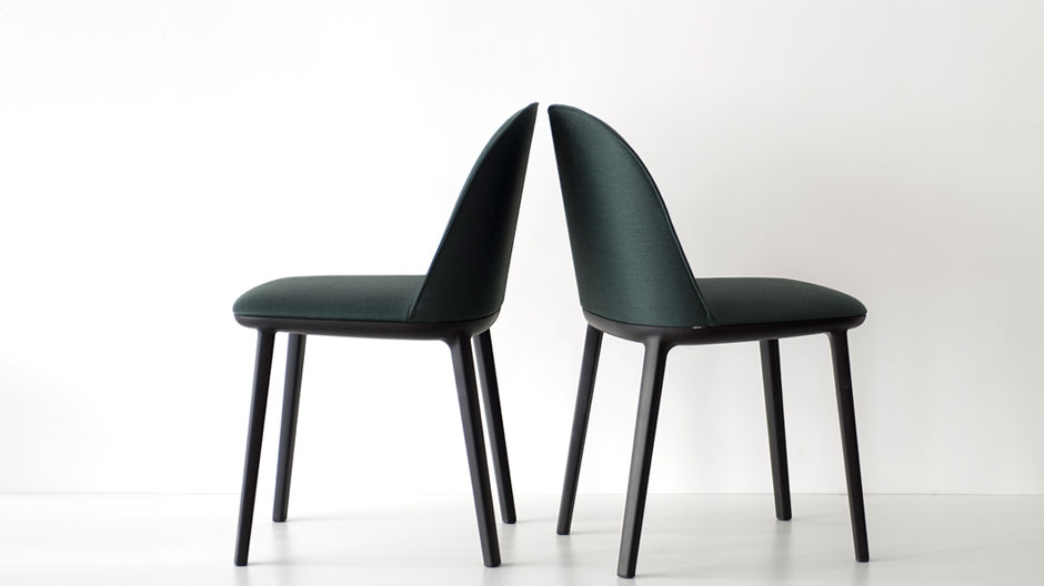 Den weichen Polsterstuhl von den Bouroullecs für Vitra gibt es nun auch ohne Armlehne