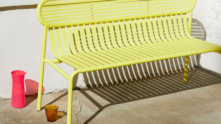 Ohne Licht kein Schatten: Die Outdoorkollektion vom französichen Studio Brichet Ziegler für Petite Friture feiert den Sommer.