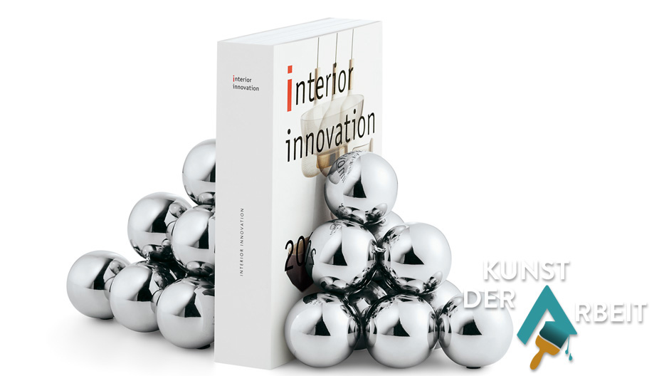 Stift- und Klammerbehälter, praktische Zettelhalter und eine Blasen-Buchstütze machen den Büroalltag einfach schöner