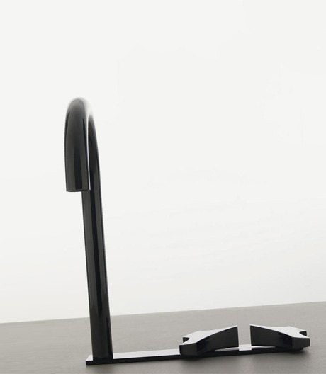 Schwarzer Edelstein: Diese Armaturenserie wurde mit einer Mixtur aus Diamantenpulver und Grafit beschichtet