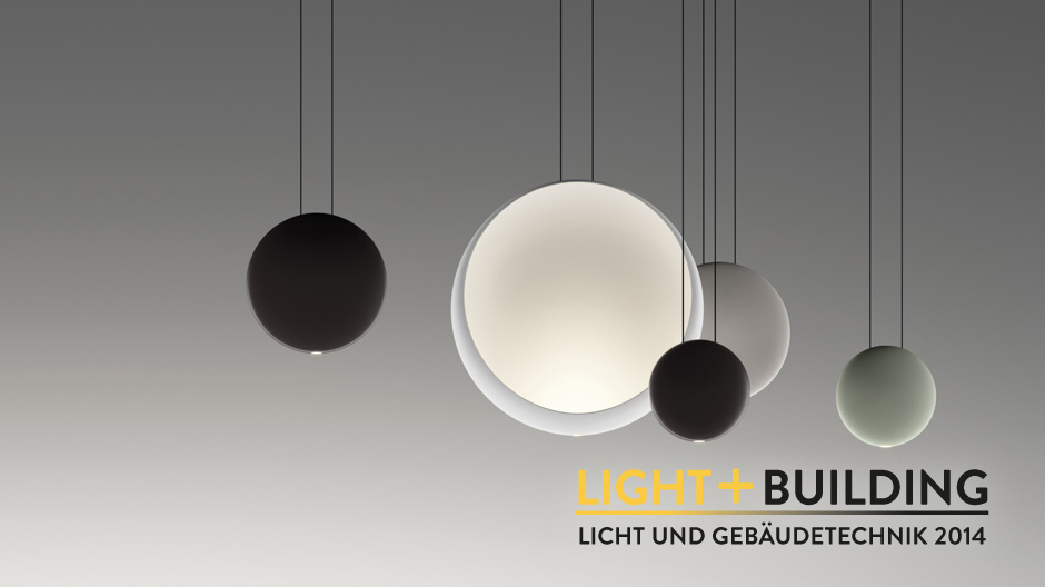 Scheibe oder Kugel? Eine Leuchte von Lievore Alther Molina von der Frankfurter Lichtmesse