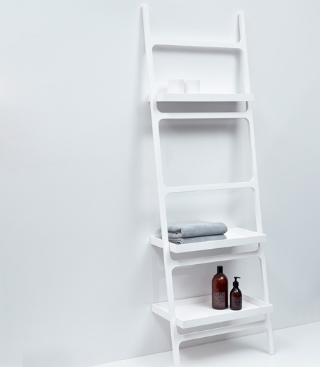 Diese Kollektion aus Badezimmeraccessoires besteht aus einem zu einhundert Prozent recycelbaren Mineralwerkstoff.