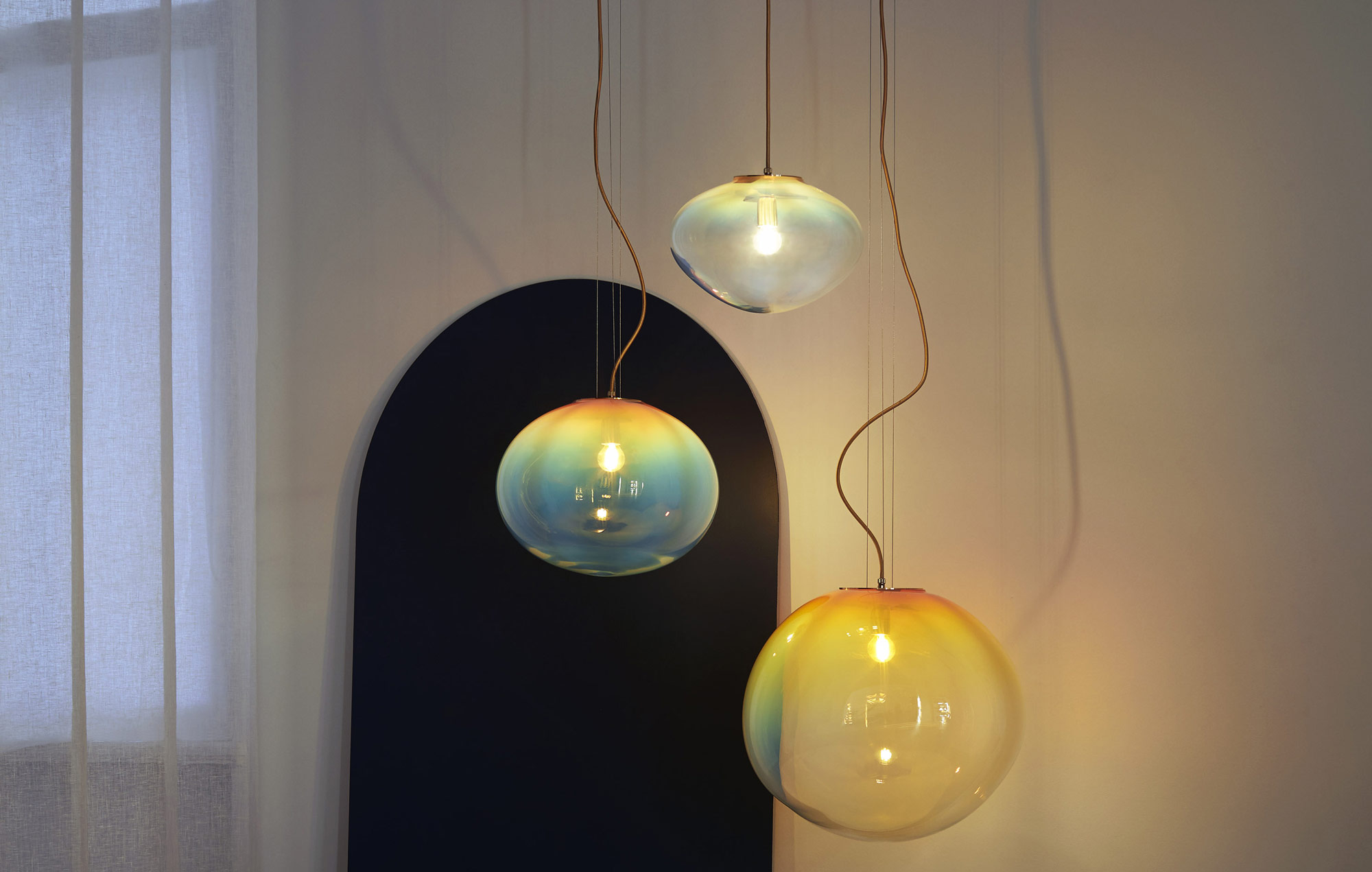 Faszinierende Glasleuchte von ELOA