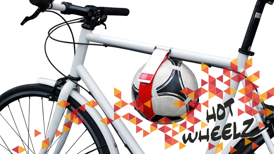 Von A nach B mit dem Ballhalter des Berliner Labels Fahrer.