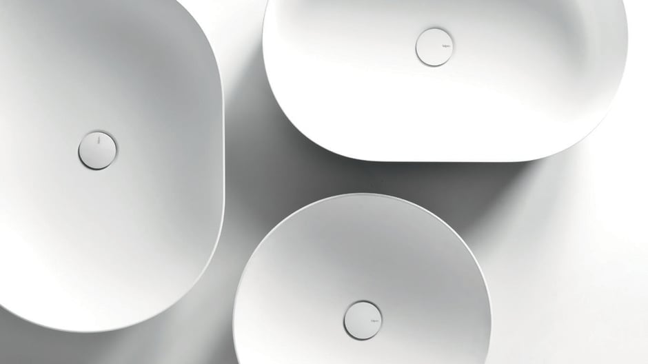 Hauchdünne Außenwände: Die neue Badkollektion von Falper reizt die Grenzen des Machbaren aus.