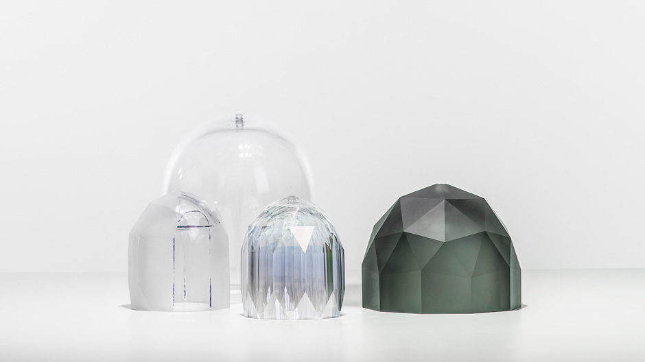 Neue Pendelleuchte mit facettiert geschnittenen Glasschirmen von Jan Plechac & Henry Wielgus für Lasvit aus Tschechien